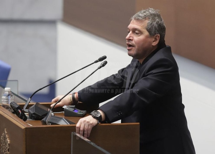 Тошко Йорданов: Не е нормално специализантът да получава повече пари от обучаващия го специалист 