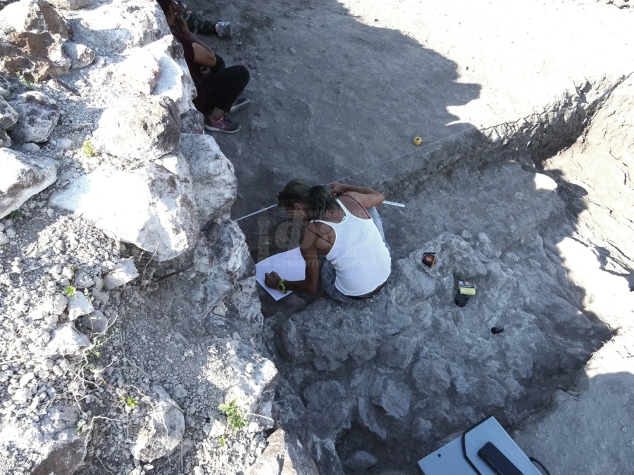 Проучват западната крепостна стена на Русокастро