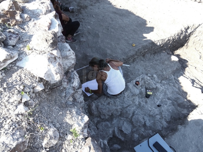 Проучват западната крепостна стена на Русокастро