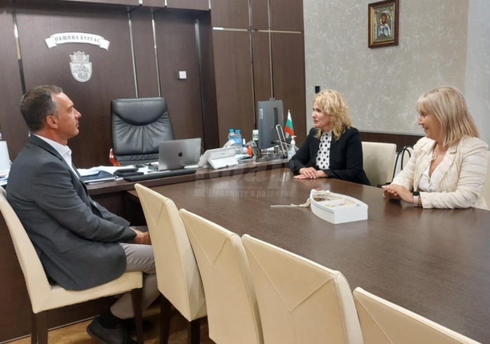 Кметът Димитър Николов се срещна с новия председател на Комисията за защита от дискриминация