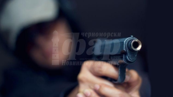 Заловиха млад плевенчанин за въоръжен грабеж на часовници