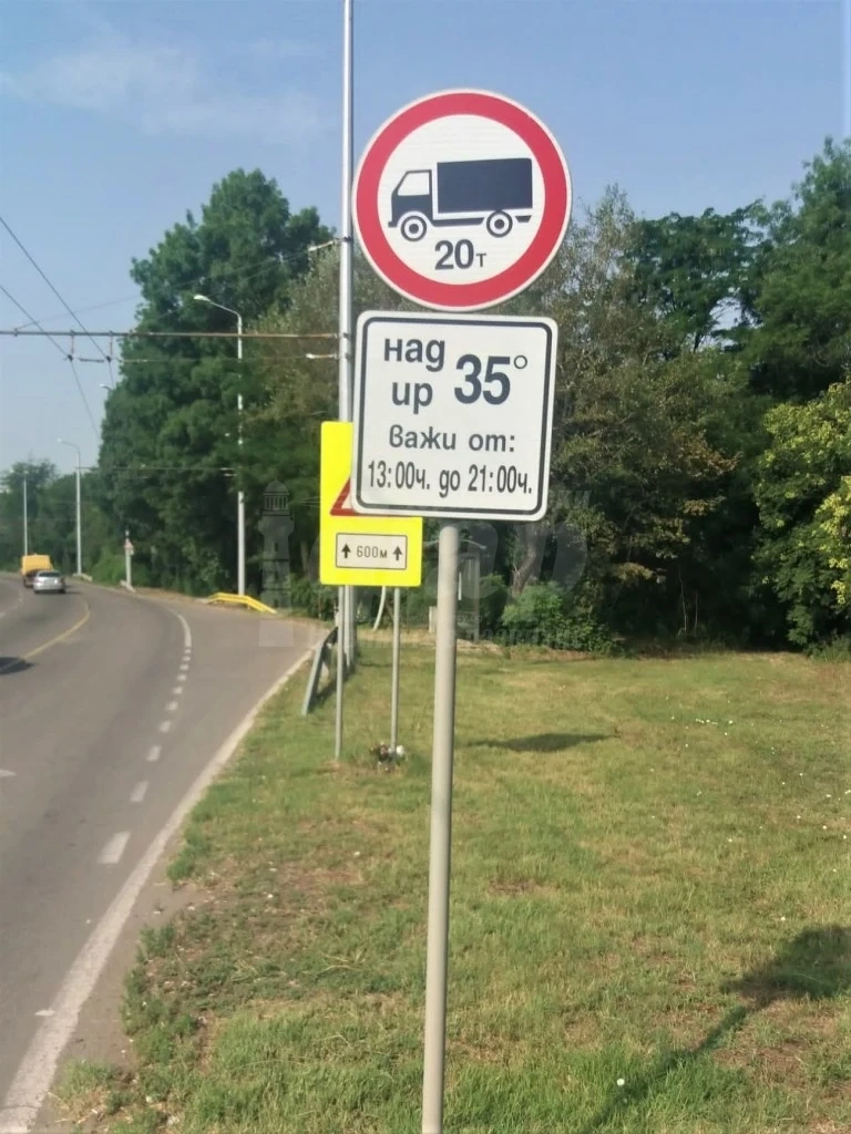 Идва опасно горещо време, забранява се движението на тирове от 13 до 21 часа