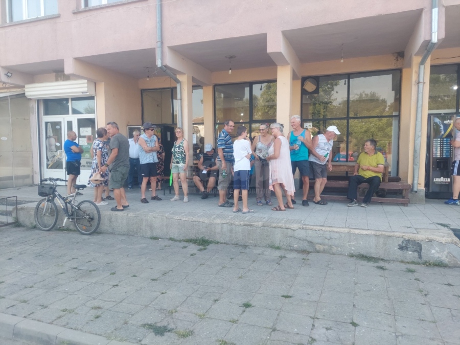 След гласуване: Жителите на село Светлина отхвърлиха изграждането на фотоволтаичен парк