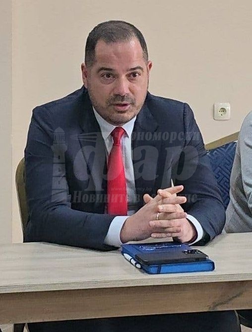 Калин Стоянов: Денков е виждал огън само на свещички от рождения си ден