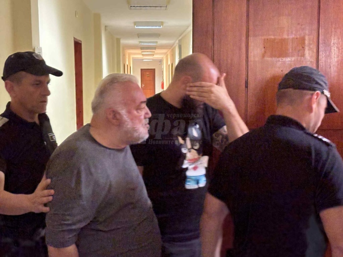 Задържане под стража за групата, хваната с 380 кг марихуана