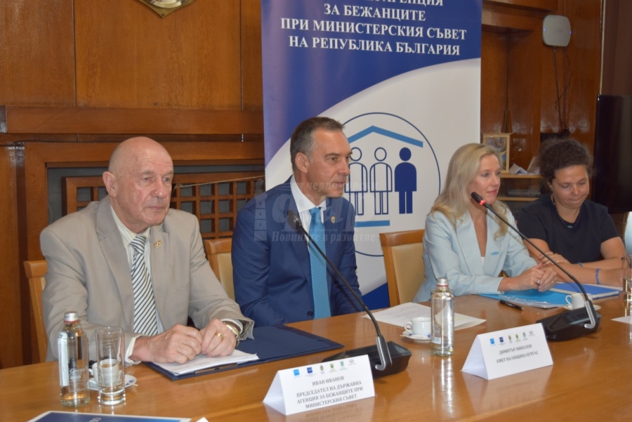 В Бургас започна проект за предоставяне на социални услуги за деца бежанци