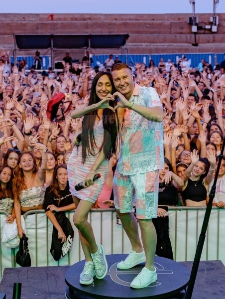 Инфлуенсърите Арти и Кристина напускат TEEN BOOM FEST