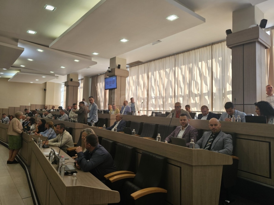 Общината купува нови противопожарни шлангове за бургаските огнеборци