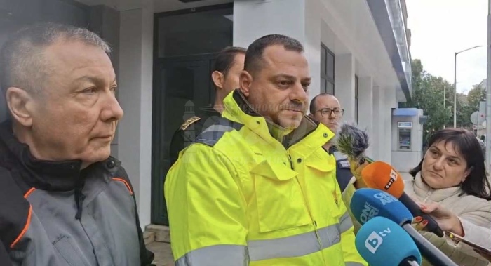 Владимир Крумов: Хората ще могат да се върнат по домовете си след оглед на сградите и пълно разчистване