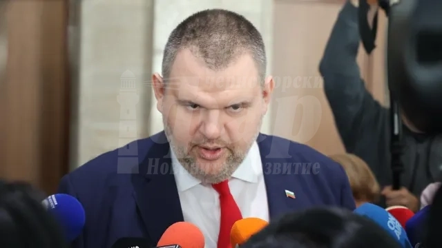 Делян Пеевски настоява парламентът още другата седмица да гласува закриването на КПК