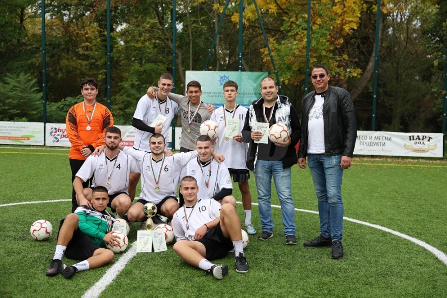 Отборът на ПГХТ \