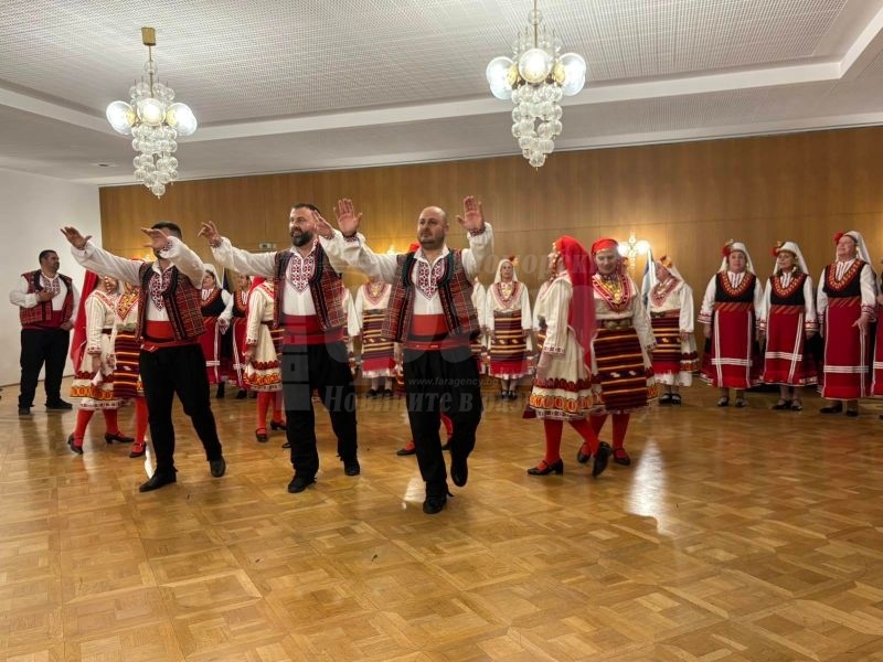 Ансамбъл \