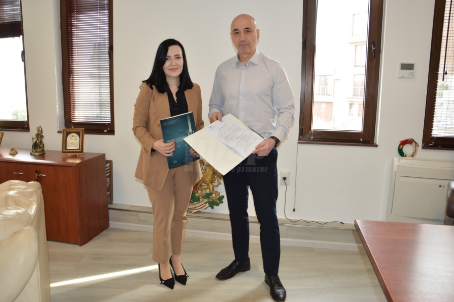 ЮНЕСКО ще популяризира созополската дантела