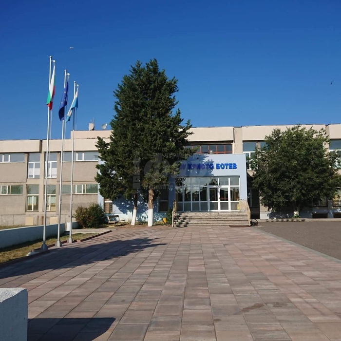 Утре полагат първа копка за нов физкултурен салон в Ахелой