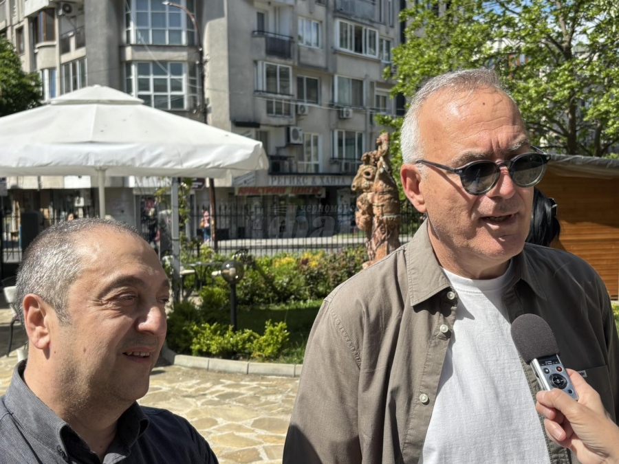 Гръцки фотограф представя магията на нестинарството и Света гора в Бургас
