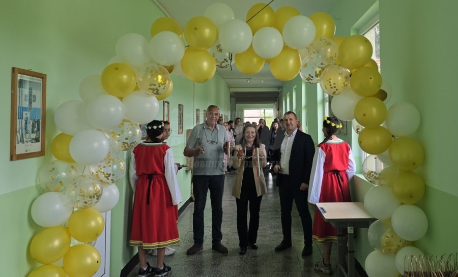 Нов STEM център за будни умове в село Просеник