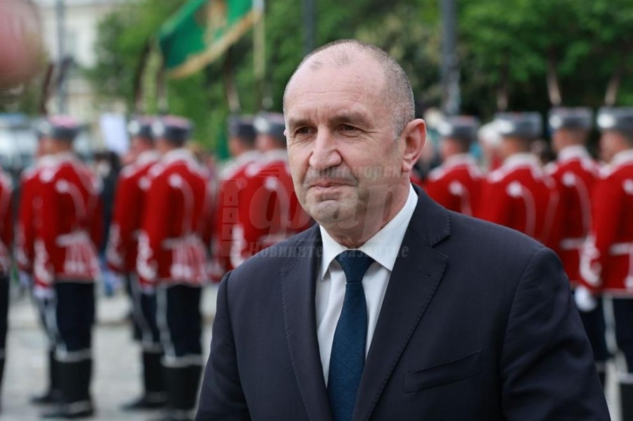 Първа ключова визита като премиер: Румен Радев се среща с Фридрих Мерц в Берлин