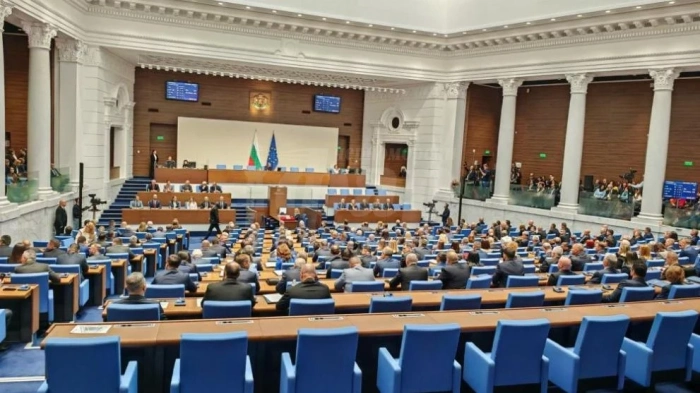 Укротяване на цените: парламентът решава финално за мерките срещу необоснованото поскъпване 