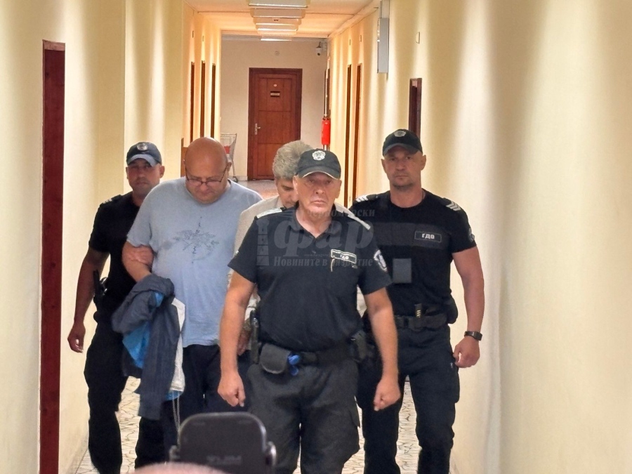 Обрат по делото „ВиК - Бургас“: Мирчев излиза срещу гаранция, Боев остава под домашен арест