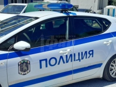 Арестуваха двама служители на НАП за поискан подкуп при проверка в Черноморец 