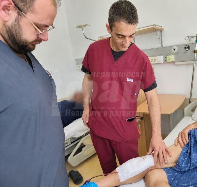 Съдови хирурзи от УМБАЛ Бургас спасиха мъж с прерязана артерия на крака