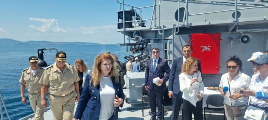 „Прогресивна България“ ще подкрепи кандидатурата на Илияна Йотова за президент 
