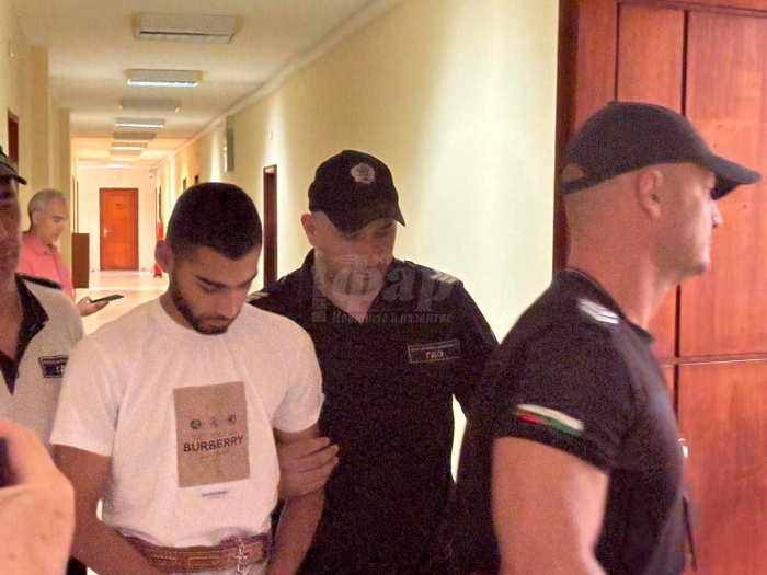 Оставиха в ареста 19-годишния Николай, обвинен за смъртта на пешеходка 